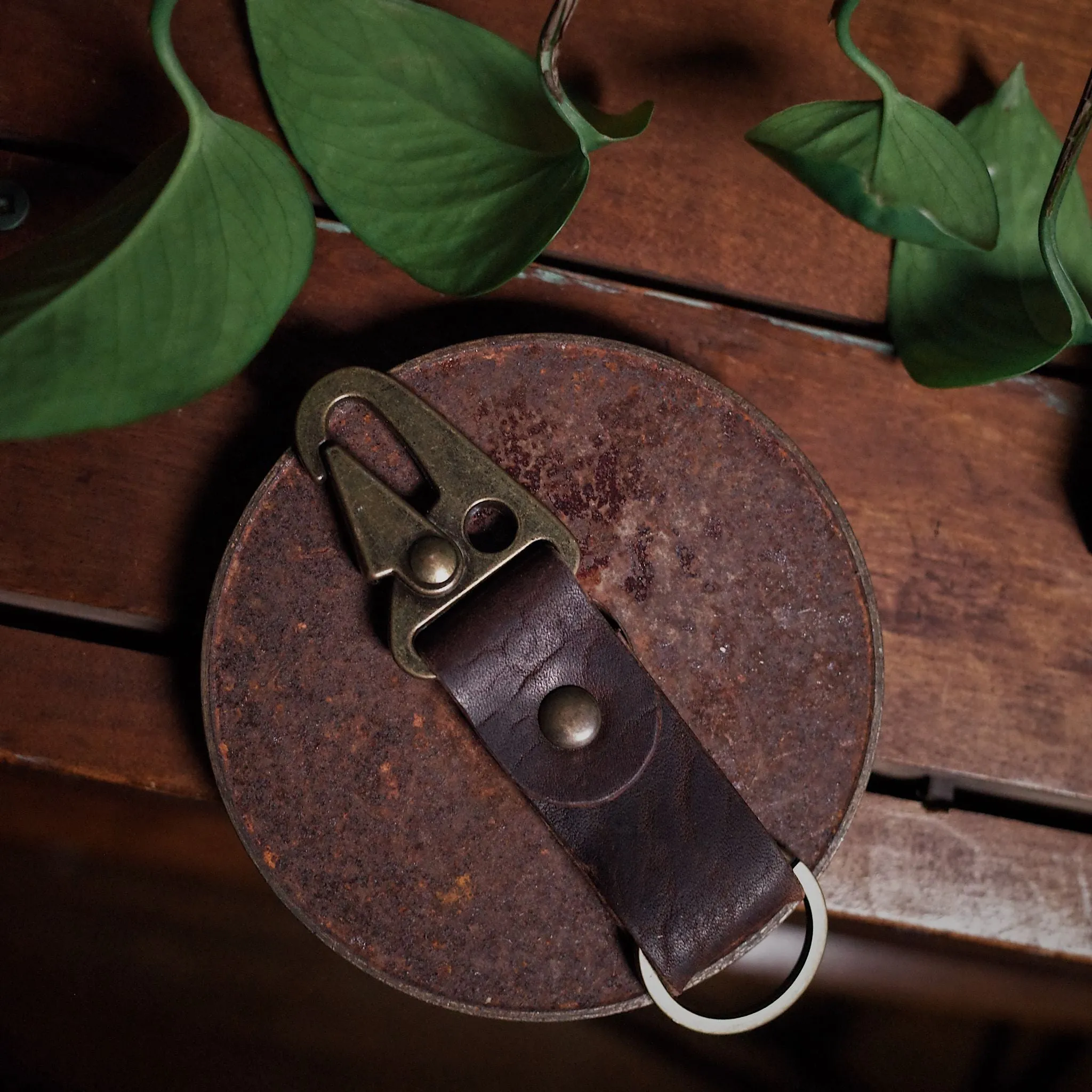 Leather Carabiner Keychain – Dark Brown Edition