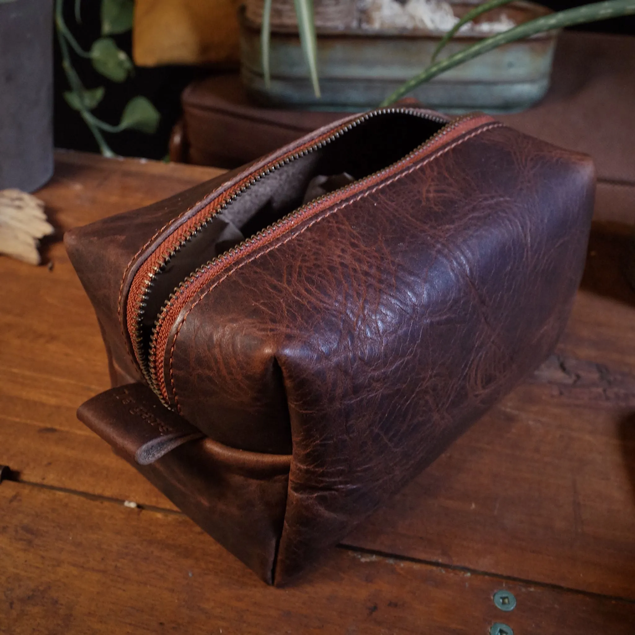 Leather Toiletry Bag – Dark Brown Edition