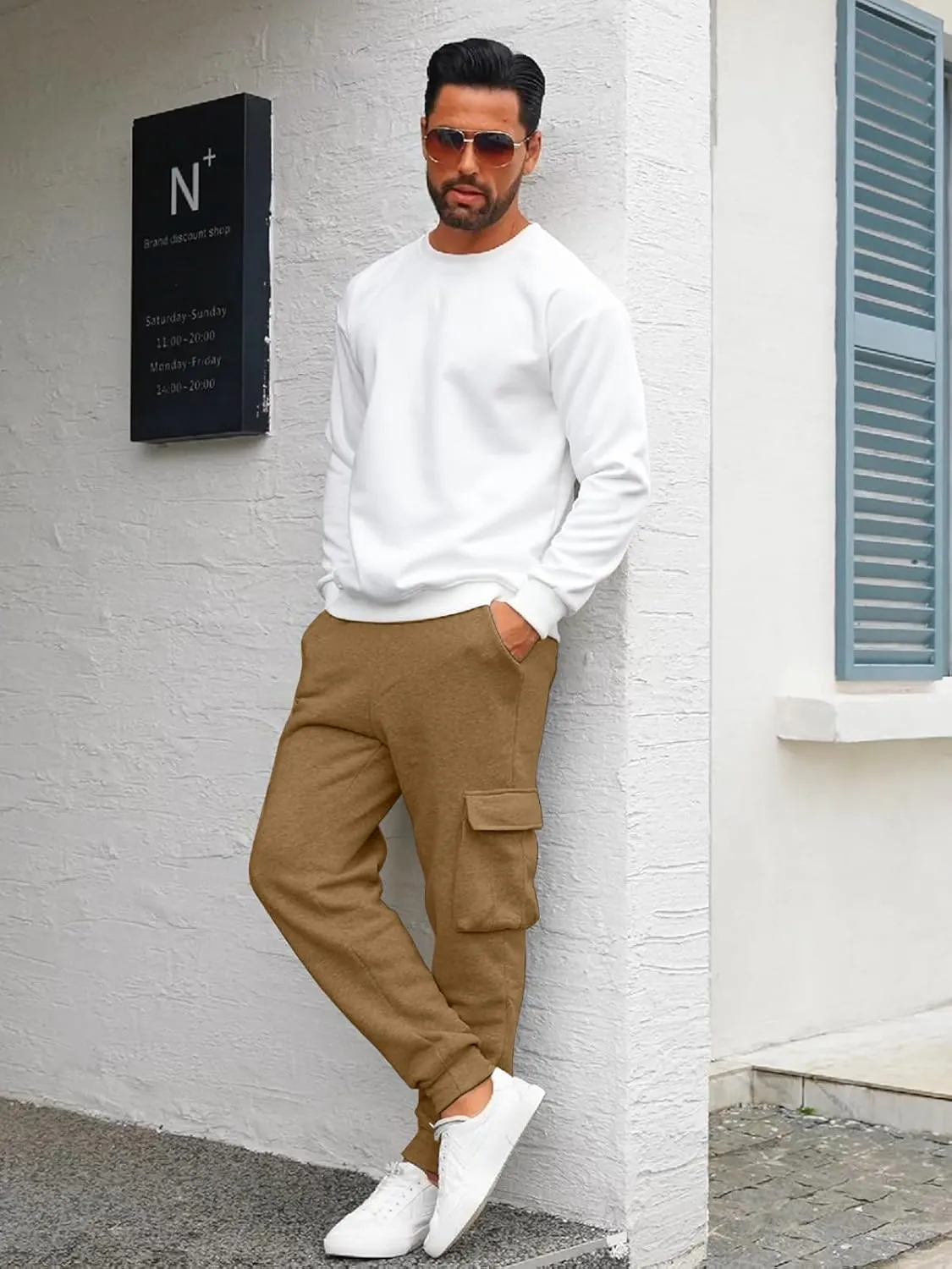 Mens Fleece Cargo Sweatpants Heavyweight Elastic Waist Pants with Pockets Baggy Drawstring Jogger Pants