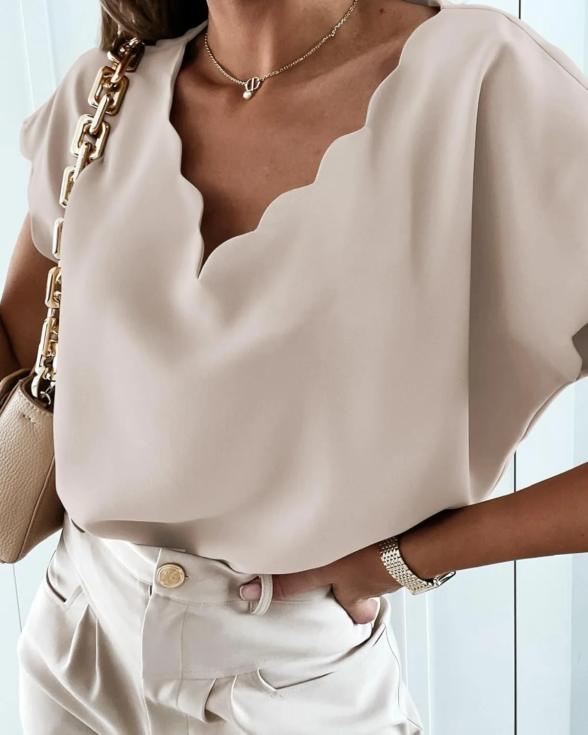 miduo Womens Scallop Trim Summer Fashion Solid Short Batwing Sleeve V Neck Blouses Tops