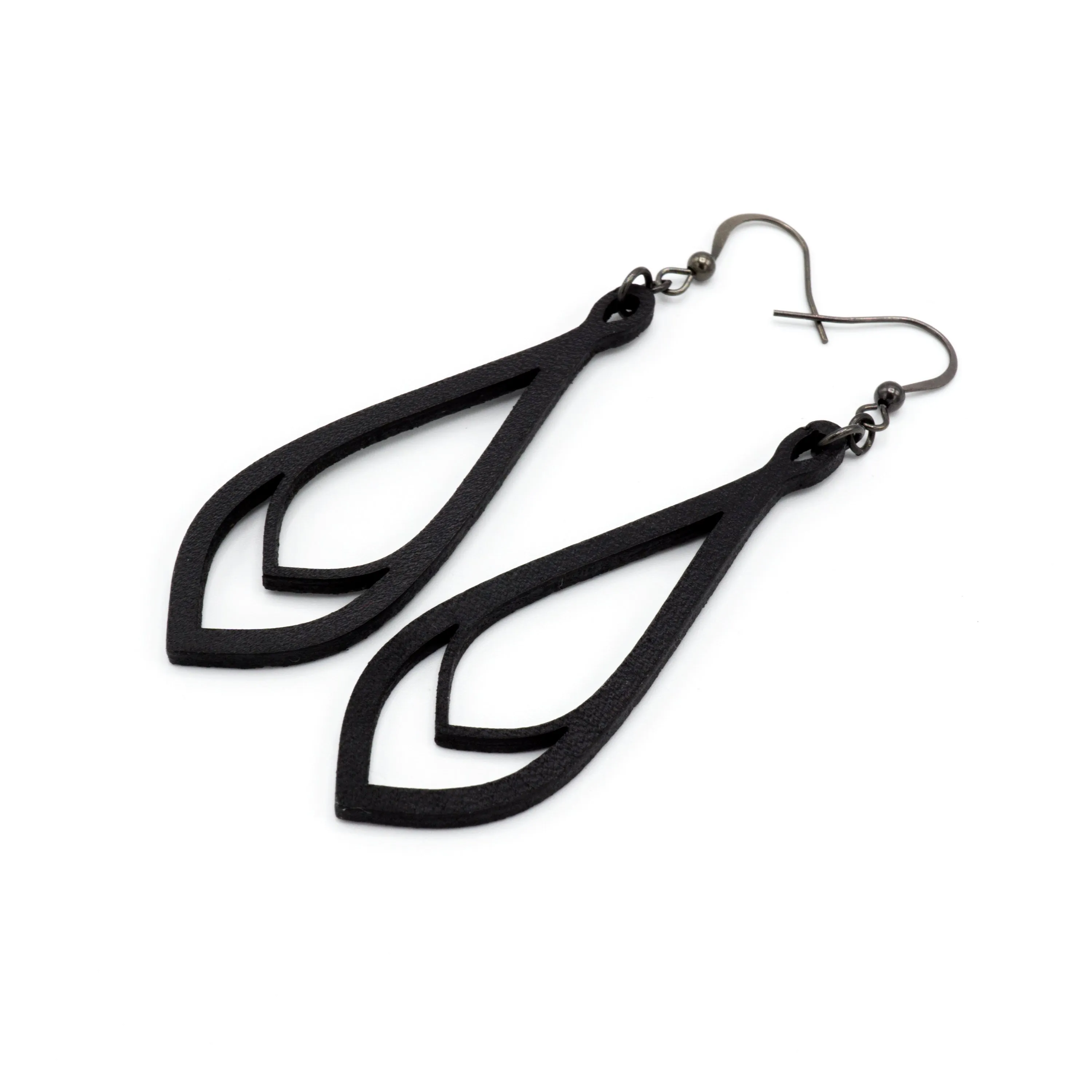 Saturā Variant 01 // Leather Earrings - Black