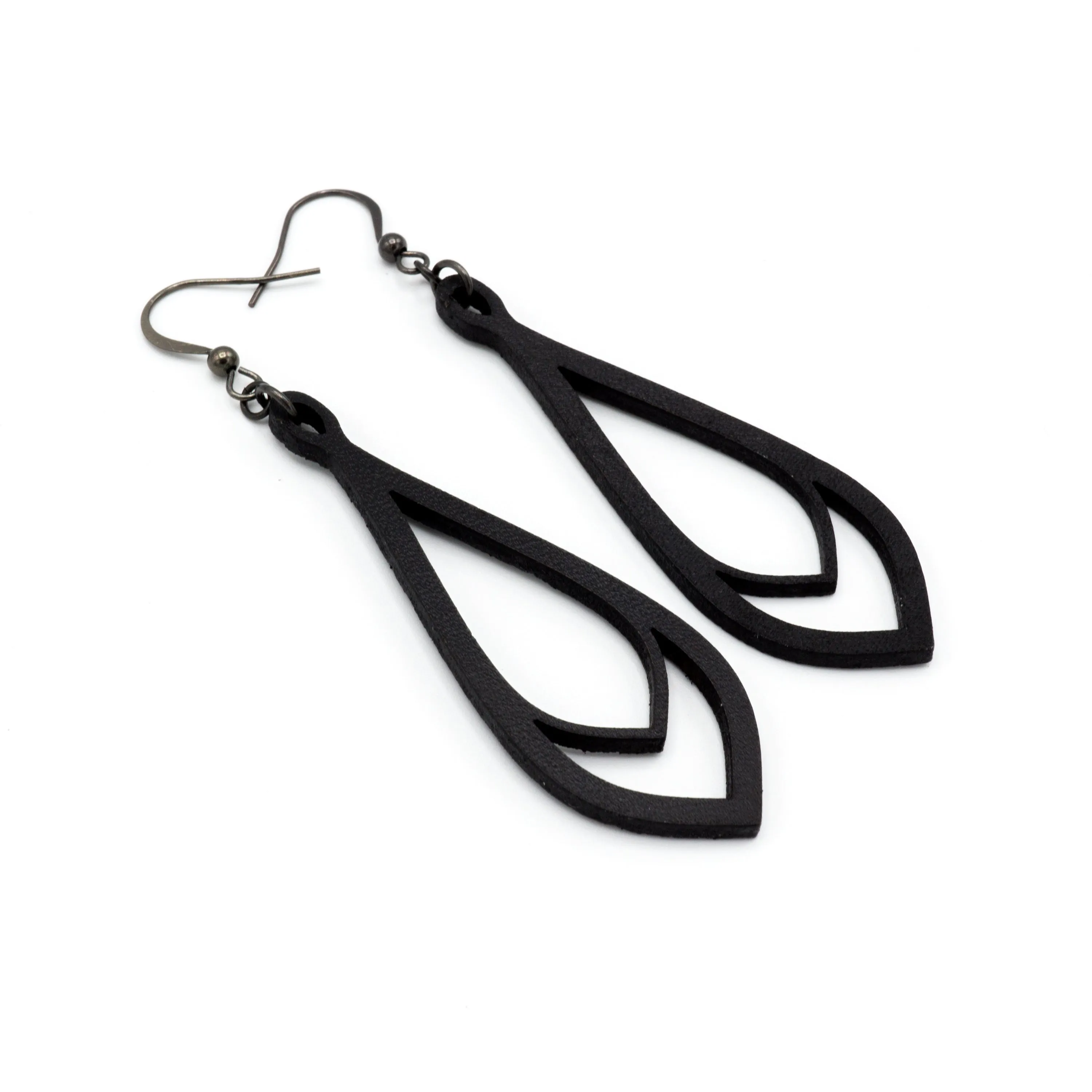 Saturā Variant 01 // Leather Earrings - Black