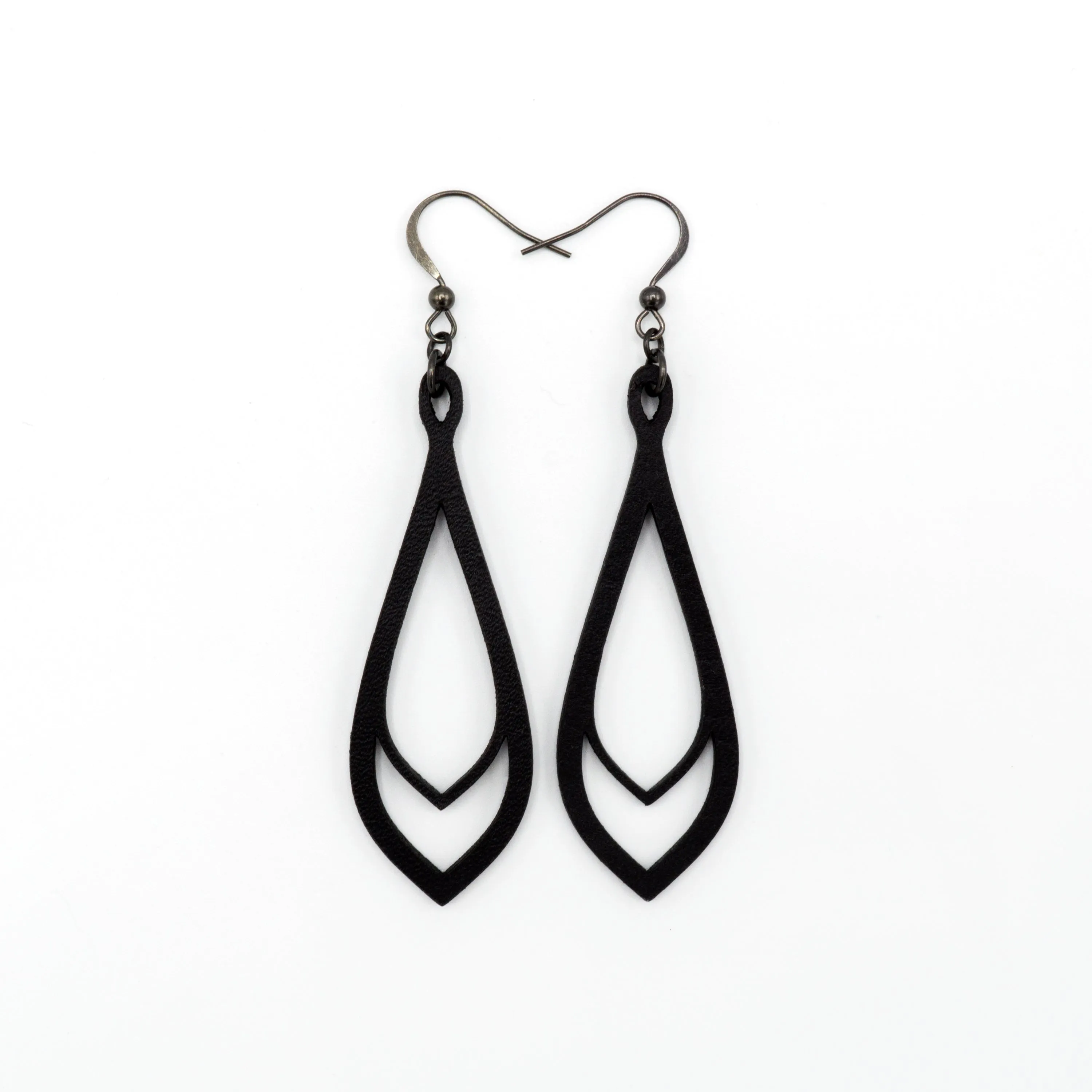Saturā Variant 01 // Leather Earrings - Black