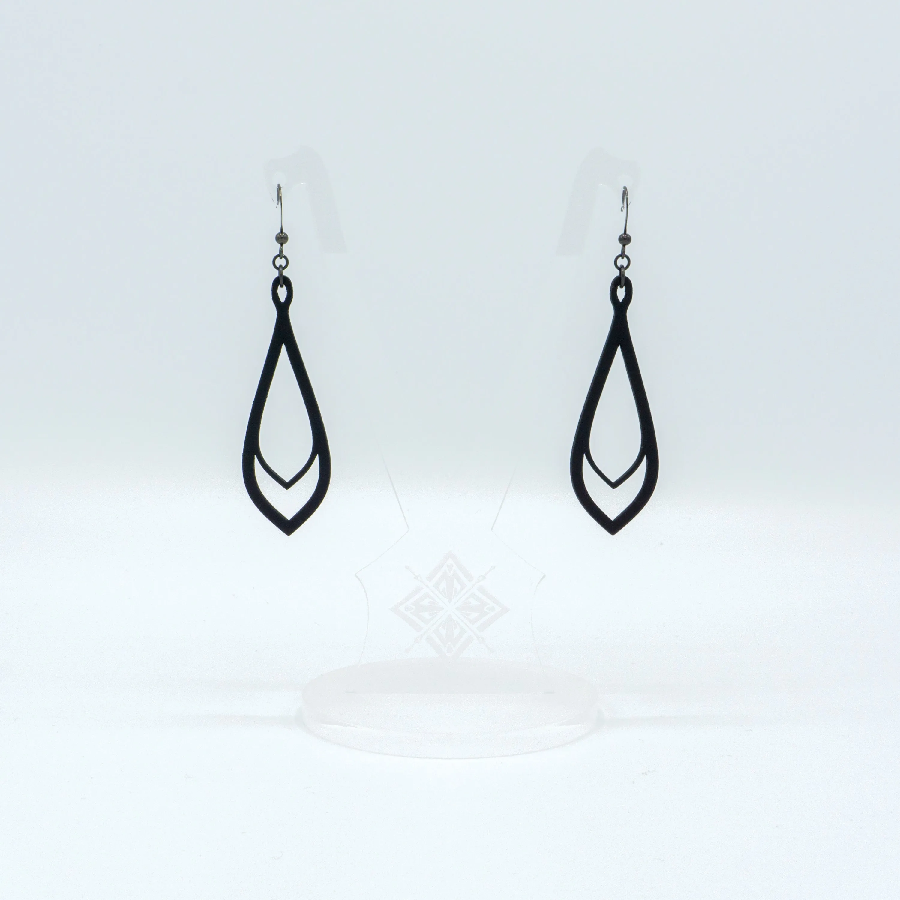 Saturā Variant 01 // Leather Earrings - Black