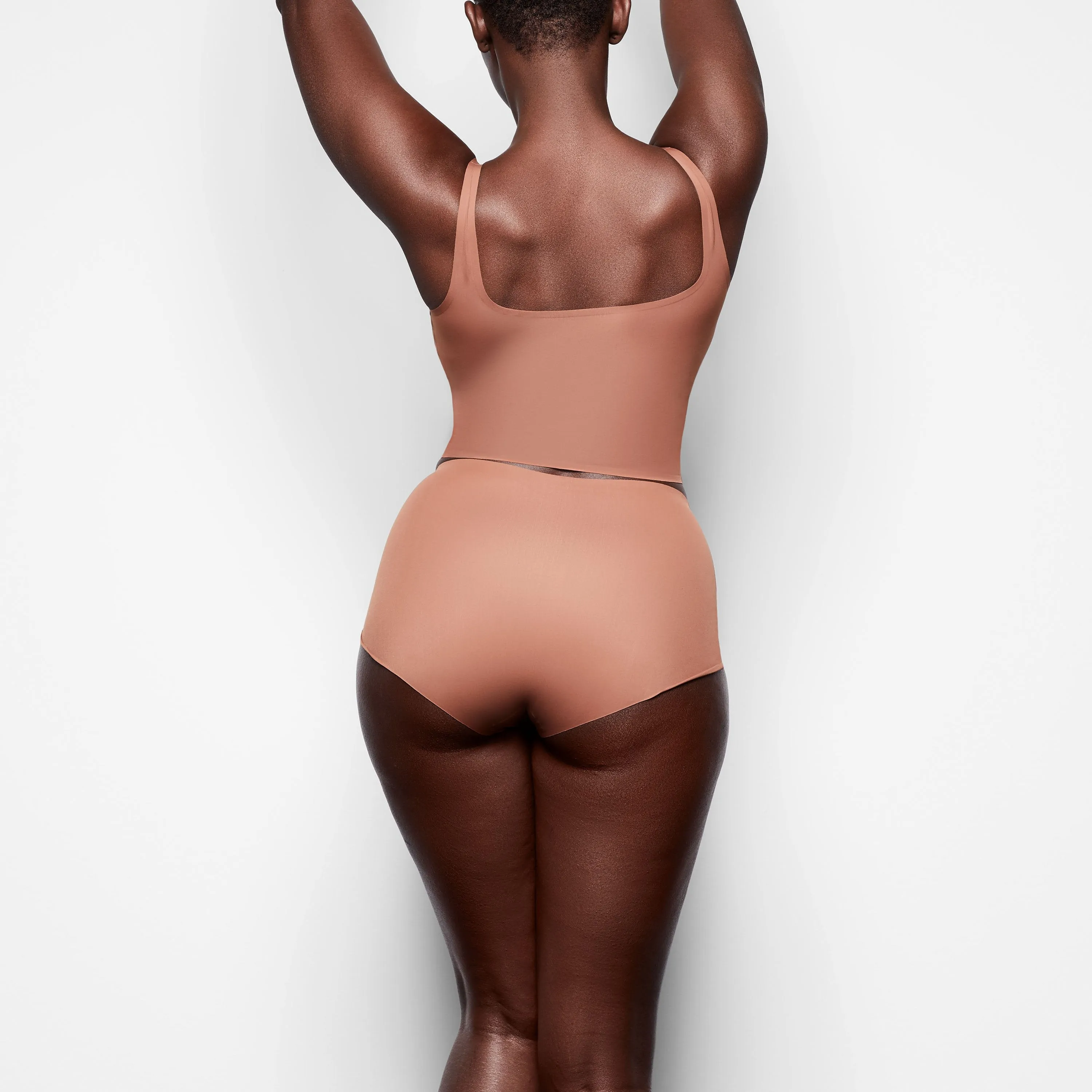 SMOOTH ESSENTIALS BOYSHORT | JASPER